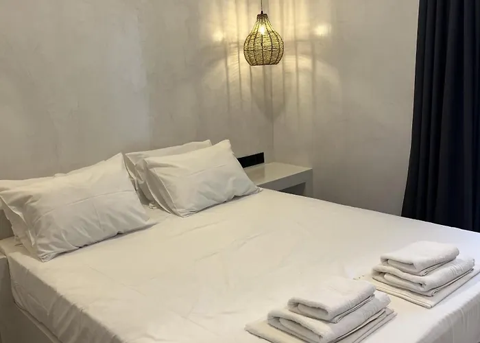 Country House Apartments