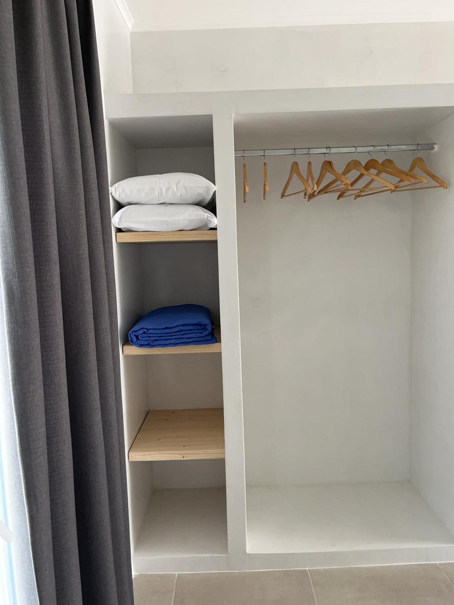 Country House Apartments * Chora (Ios)